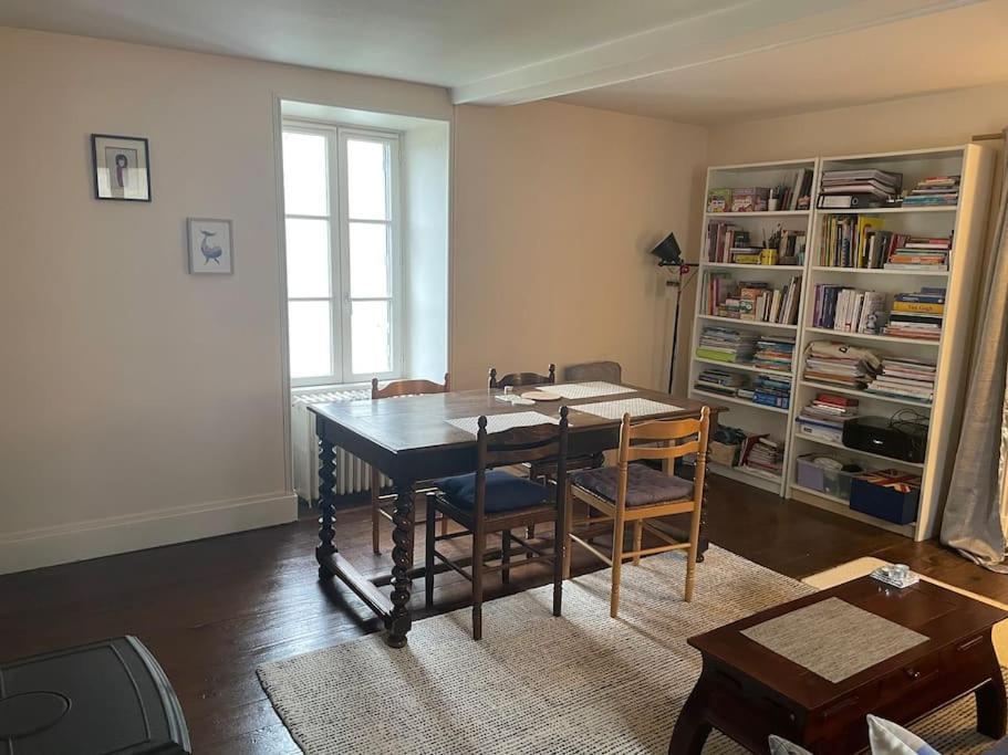 Holiday home Agreable Maison De A En Auxois